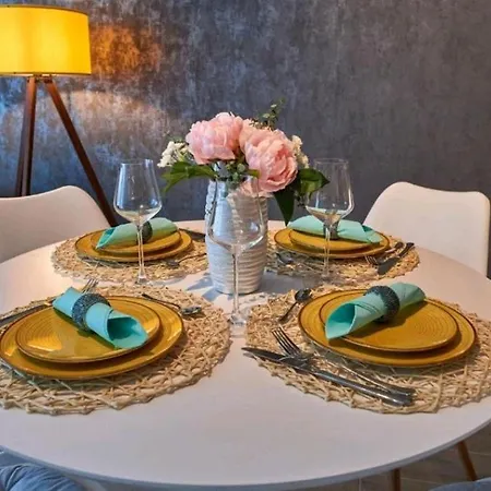 Alezzi & - Seafront Fancy *