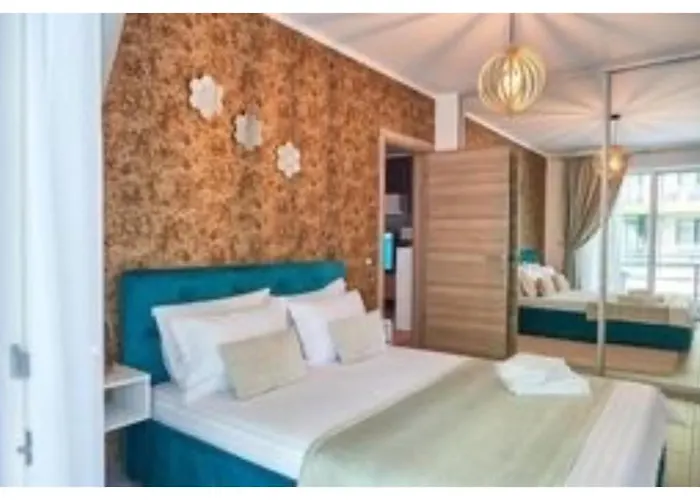 Alezzi & - Seafront Fancy *