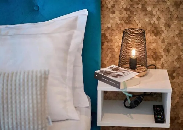 Alezzi & - Seafront Fancy Apartment *