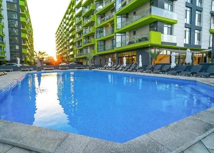 Alezzi & - Seafront Fancy * Navodari